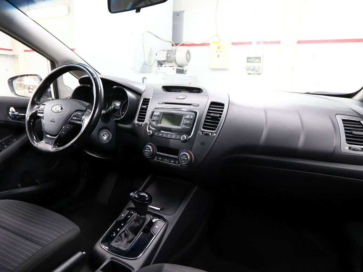 Б/У Киа Церато 2018 года. Фото: #7