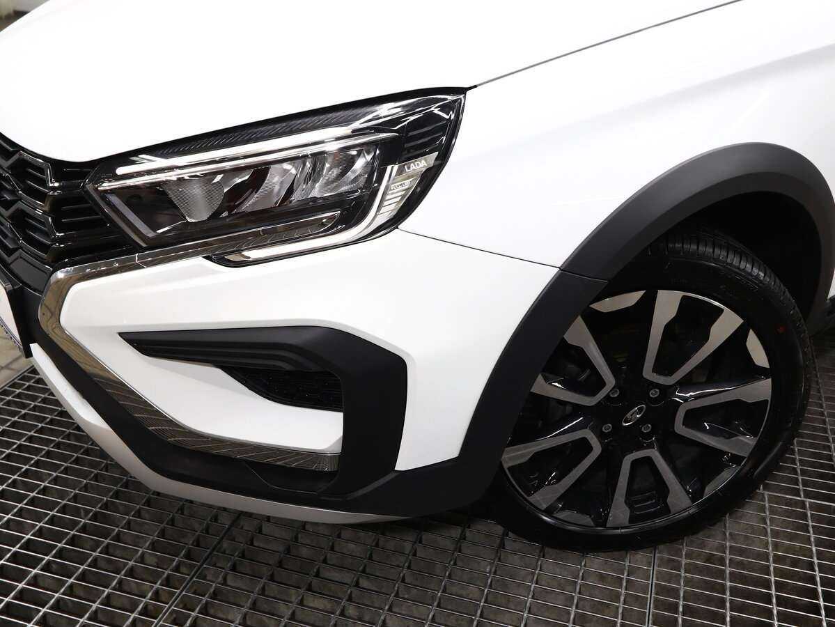 Lada (ВАЗ) Vesta 2023 года с пробегом. Фото: #23