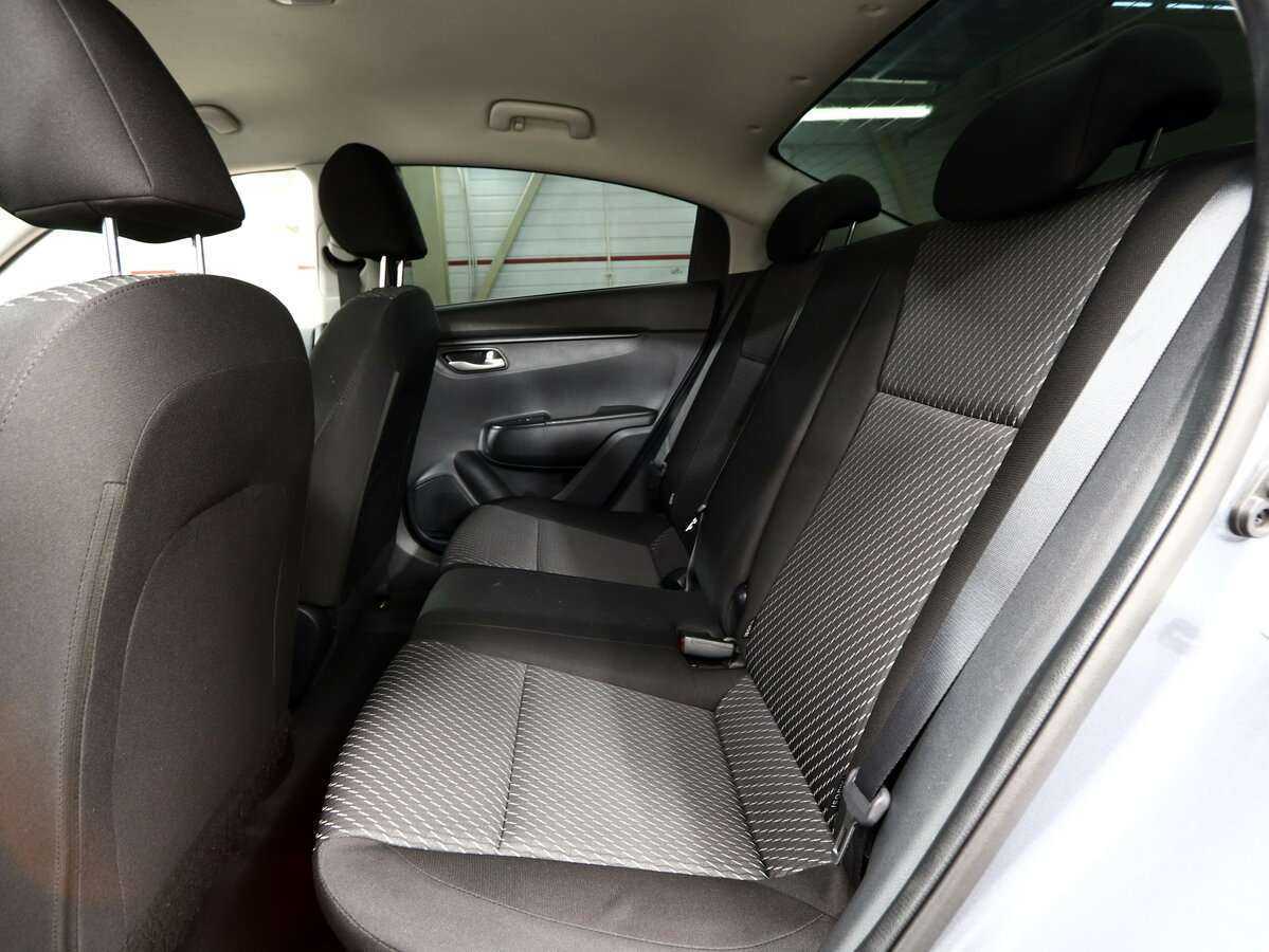 Б/У Киа Рио 2018 года. Фото: #17