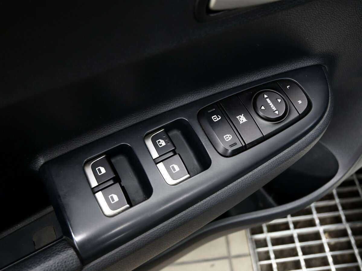 Б/У Киа Рио 2019 года. Фото: #15