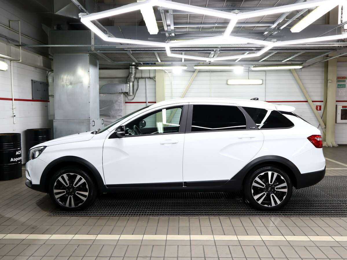 Б/У Лада (ВАЗ) Веста 2021 года. Фото: #4