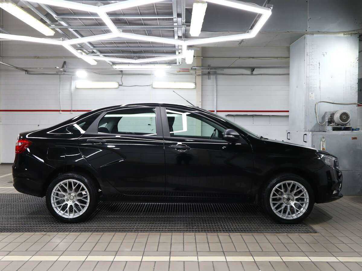 Б/У Лада (ВАЗ) Веста 2020 года. Фото: #2