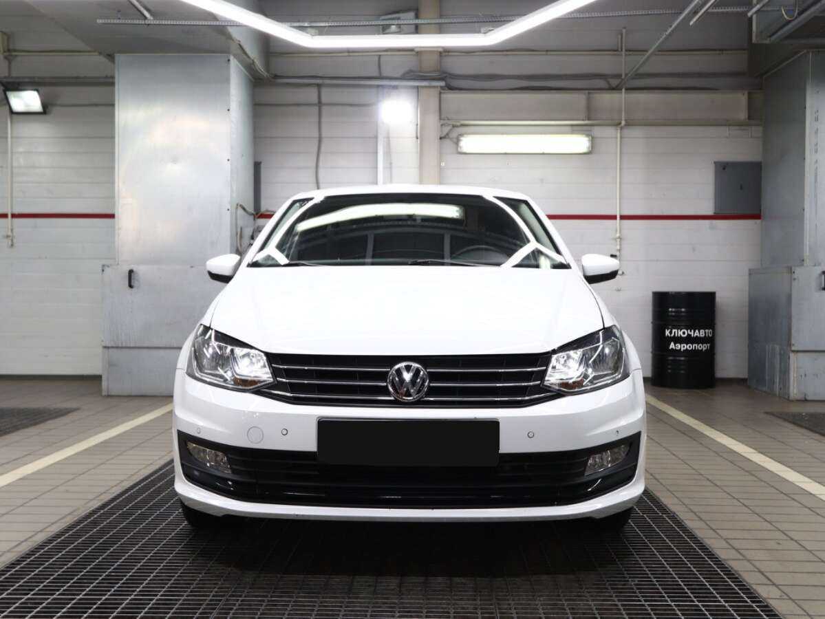 Б/У Фольксваген Поло 2019 года. Фото: #2