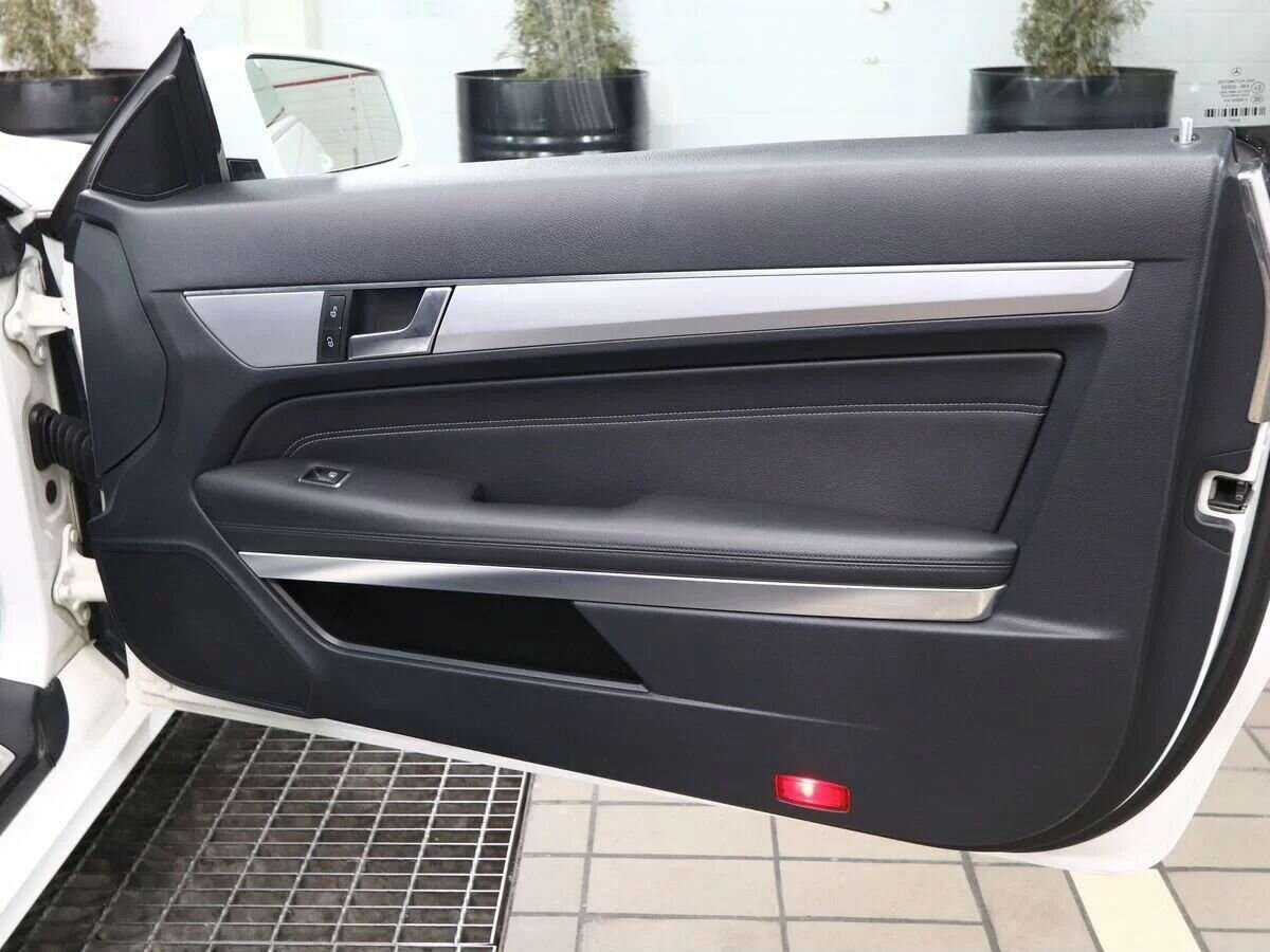 Mercedes-Benz E-Класс 2013 года с пробегом. Фото: #15