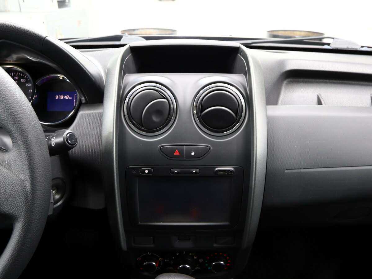 Б/У Рено Дастер 2016 года. Фото: #17