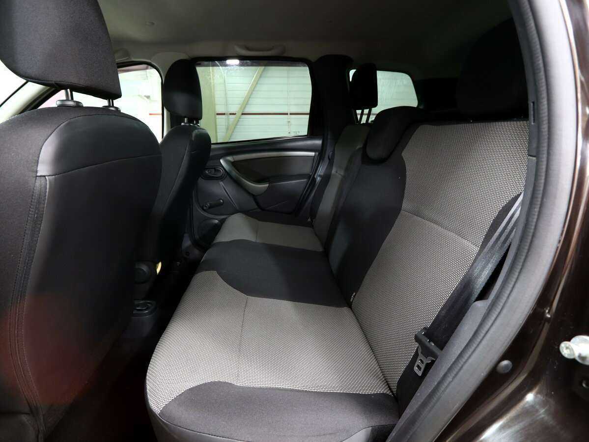 Б/У Рено Дастер 2016 года. Фото: #18