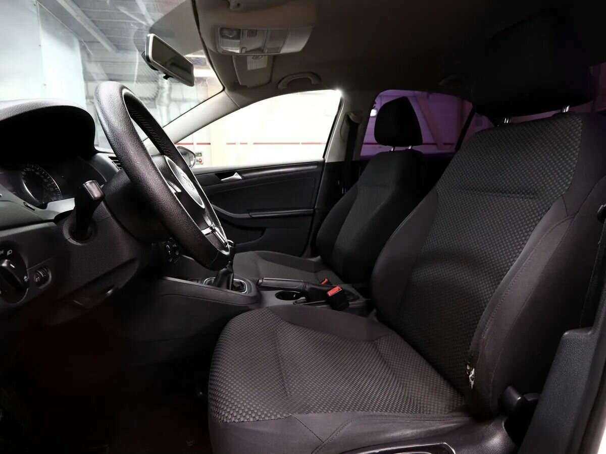 Б/У Фольксваген Джетта 2013 года. Фото: #5