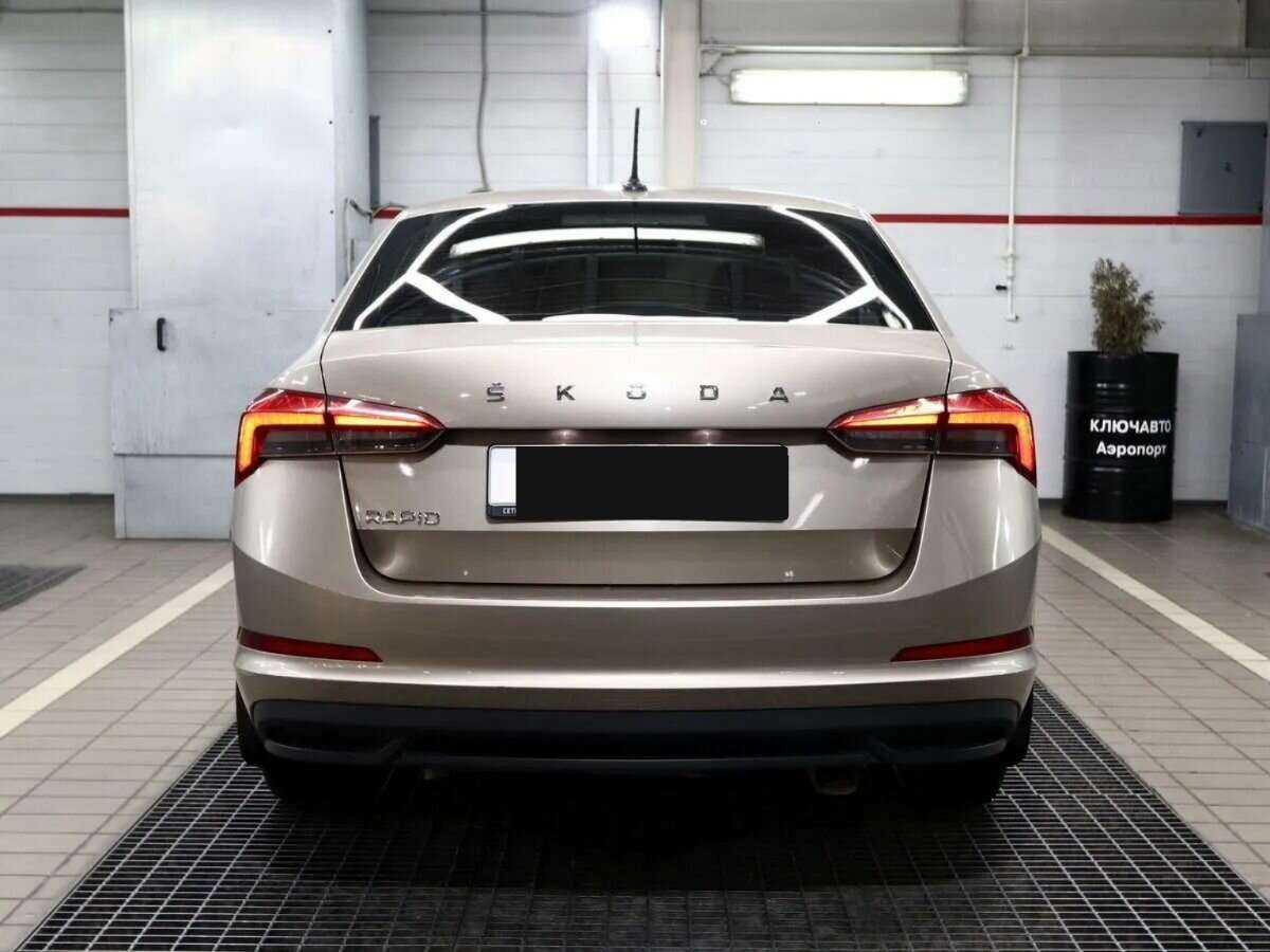 Б/У Шкода Рапид 2020 года. Фото: #3