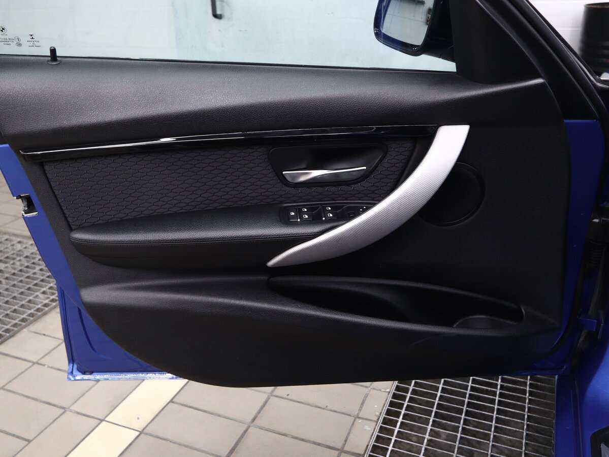 BMW 3 серии 2016 года с пробегом. Фото: #5