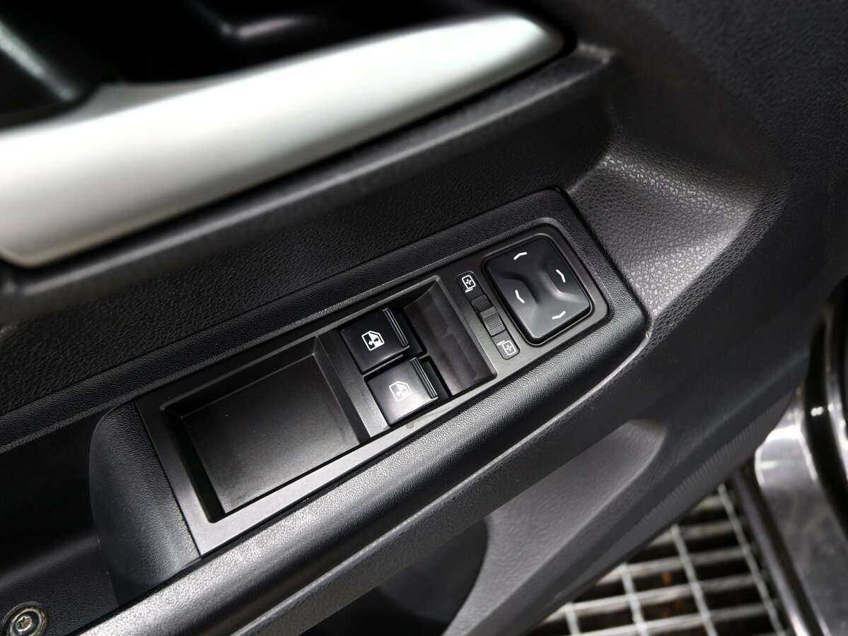 Б/У Лада (ВАЗ) Веста 2015 года. Фото: #8