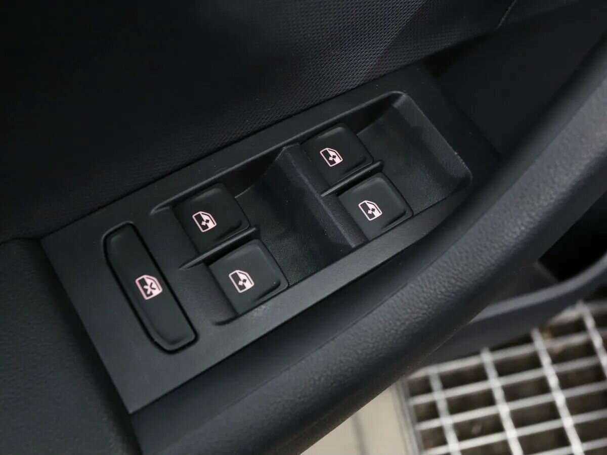 Б/У Фольксваген Поло 2021 года. Фото: #6