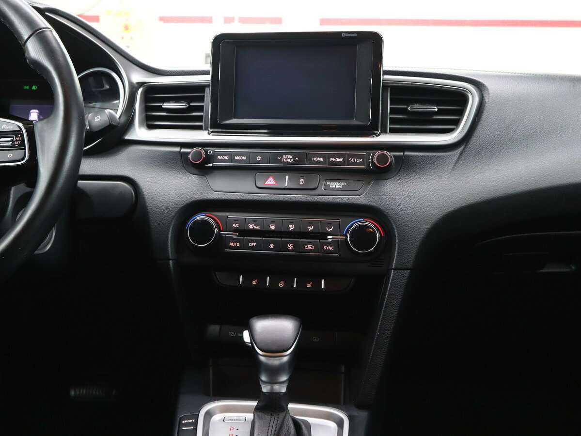 Б/У Киа Сид 2018 года. Фото: #18