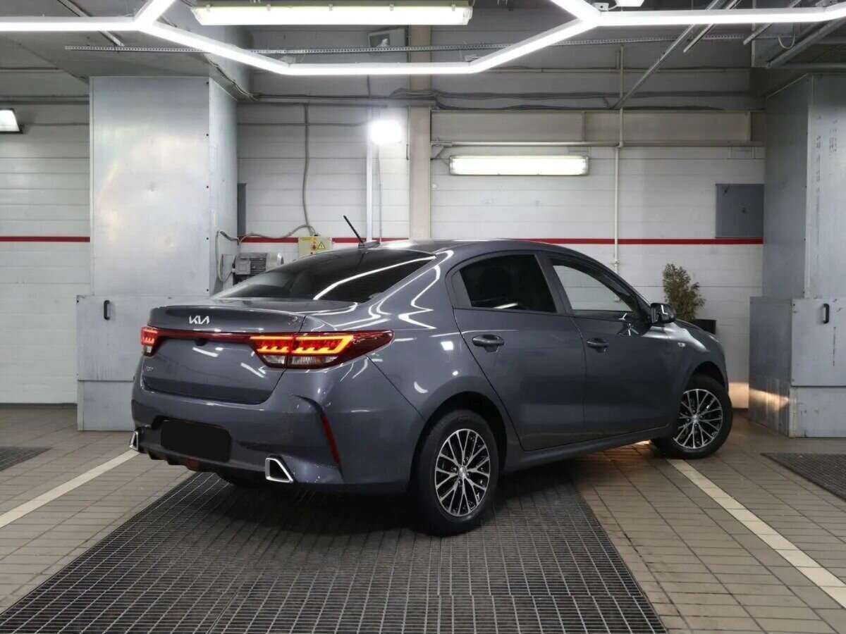 Б/У Киа Рио 2021 года. Фото: #1