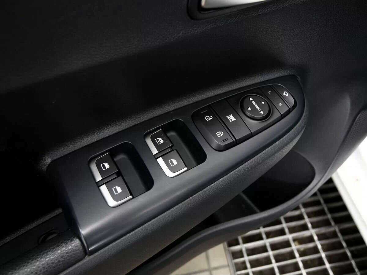 Б/У Киа Рио 2021 года. Фото: #8