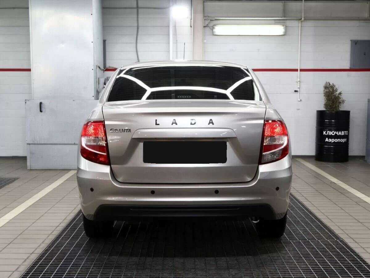 Б/У Лада (ВАЗ) Гранта 2021 года. Фото: #3