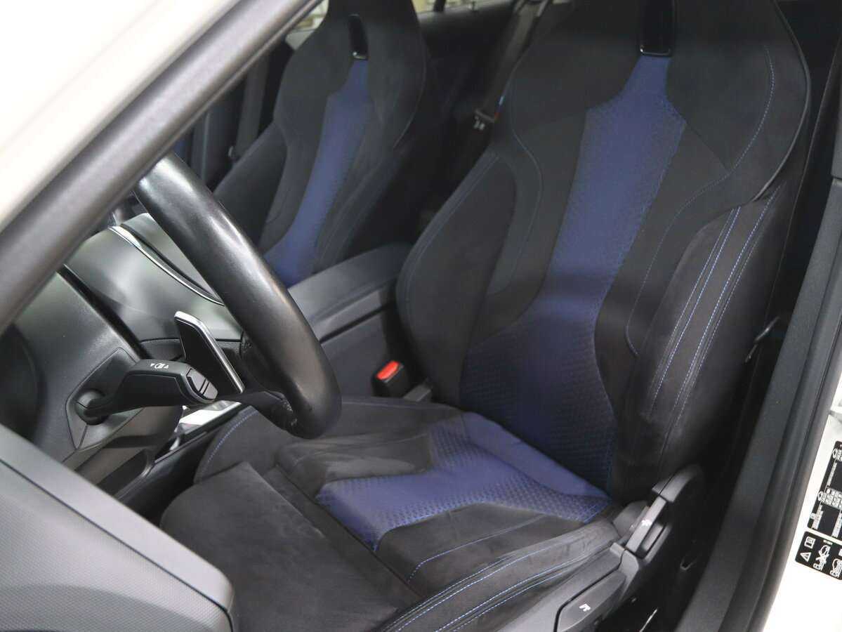 BMW 1 серии 2019 года с пробегом. Фото: #12