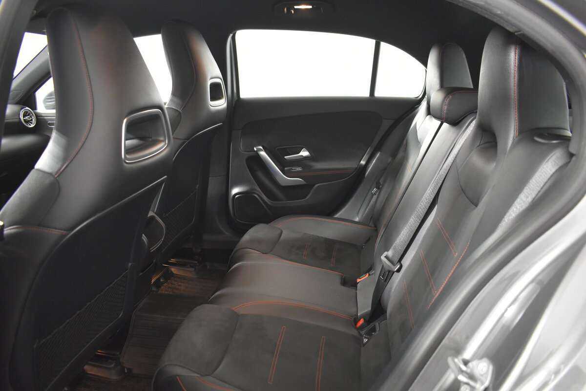 Mercedes-Benz A-Класс 2018 года с пробегом. Фото: #6