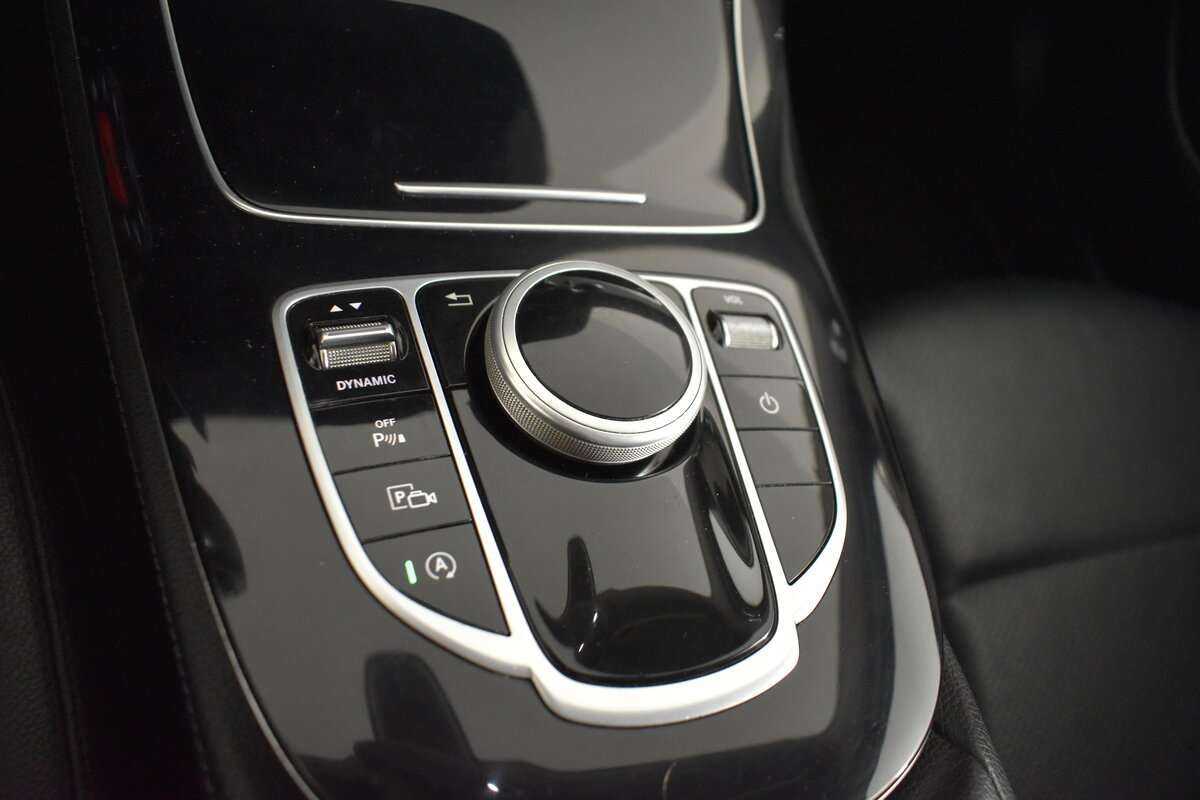 Mercedes-Benz E-Класс 2018 года с пробегом. Фото: #16