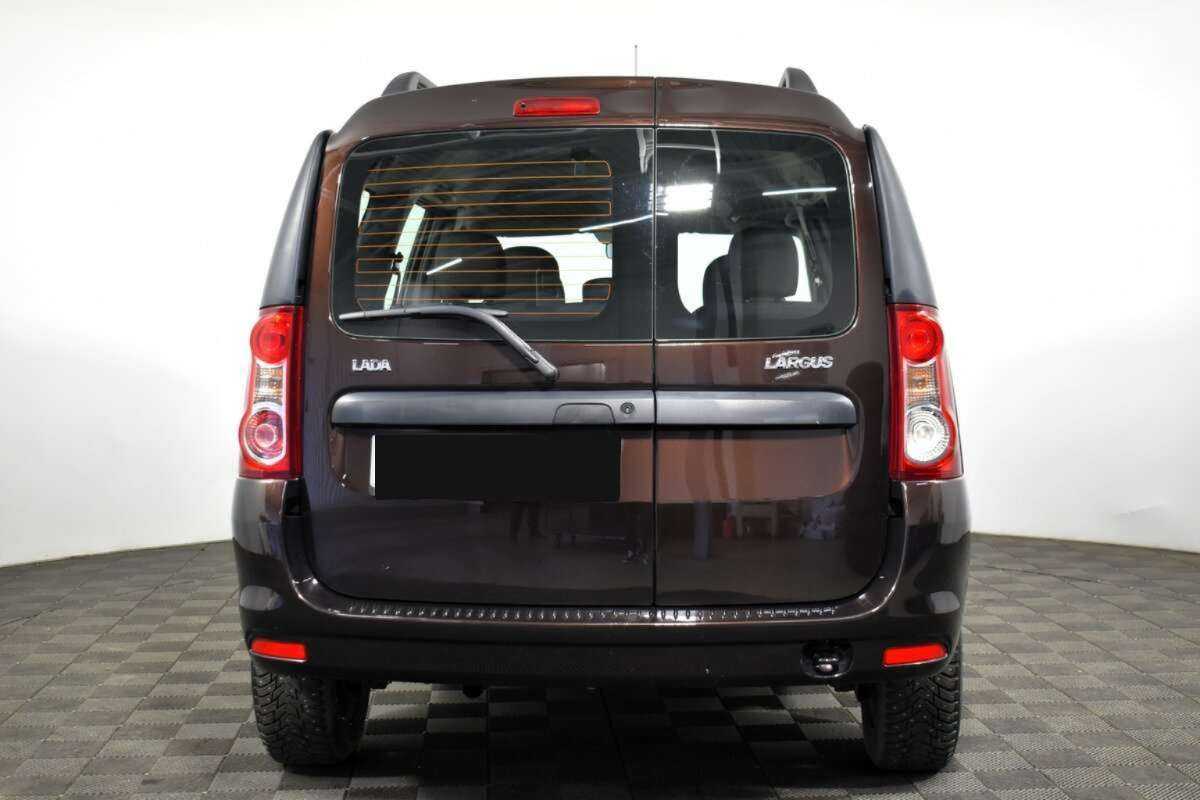 Б/У Лада (ВАЗ) Ларгус 2018 года. Фото: #3