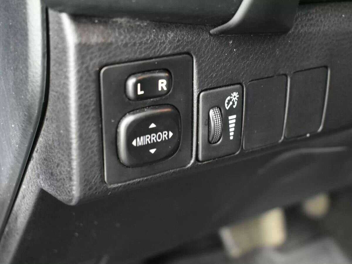 Б/У Тойота Королла 2018 года. Фото: #7