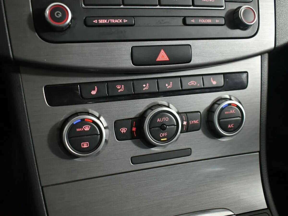 Б/У Фольксваген Пассат 2014 года. Фото: #17