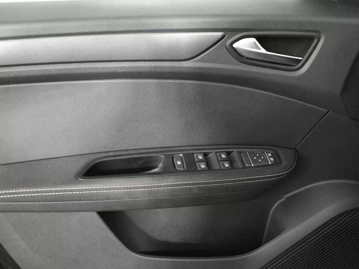 Б/У Рено Аркана 2019 года. Фото: #18