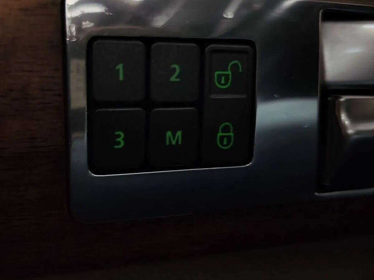 Land Rover Discovery 2014 года с пробегом. Фото: #18