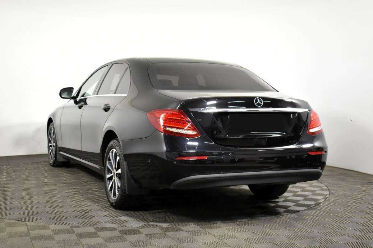 Mercedes-Benz E-Класс 2018 года с пробегом. Фото: #5