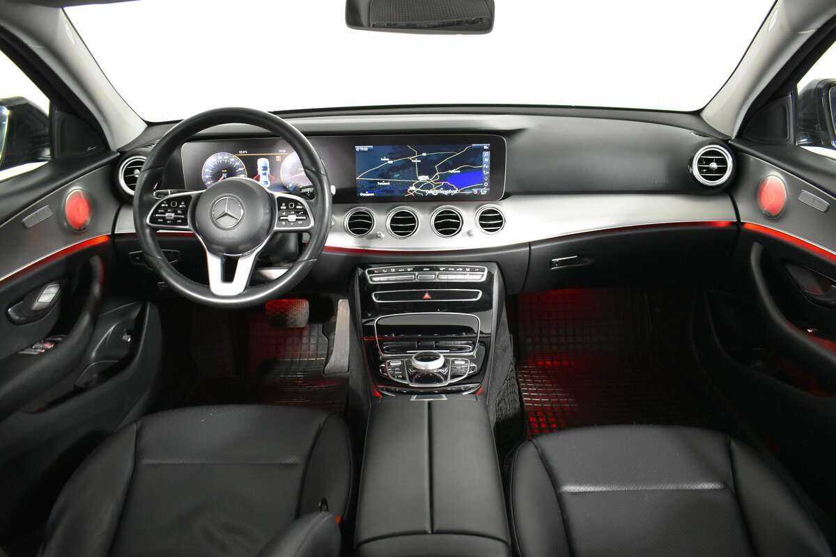 Mercedes-Benz E-Класс 2018 года с пробегом. Фото: #9