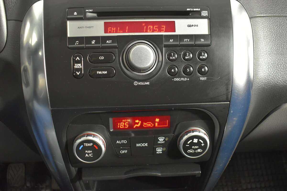 Б/У Сузуки С-Икс4 2013 года. Фото: #13