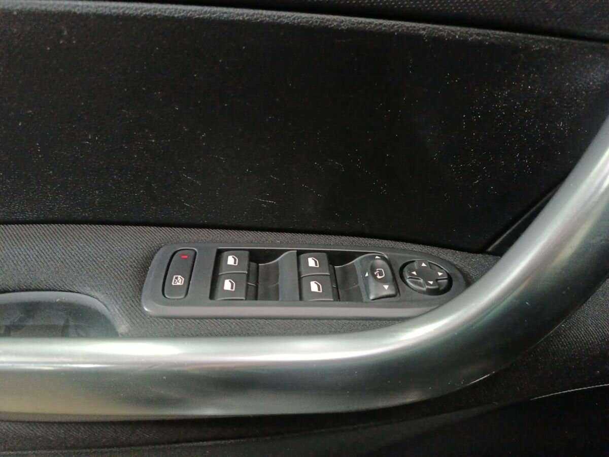 Б/У Пежо 408 2018 года. Фото: #13