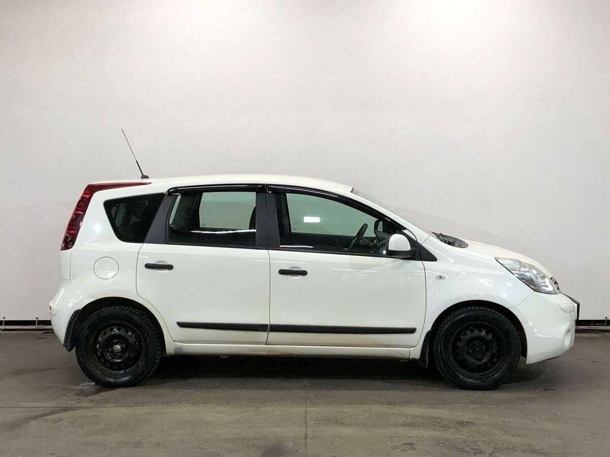 Б/У Ниссан Ноут 2013 года. Фото: #3