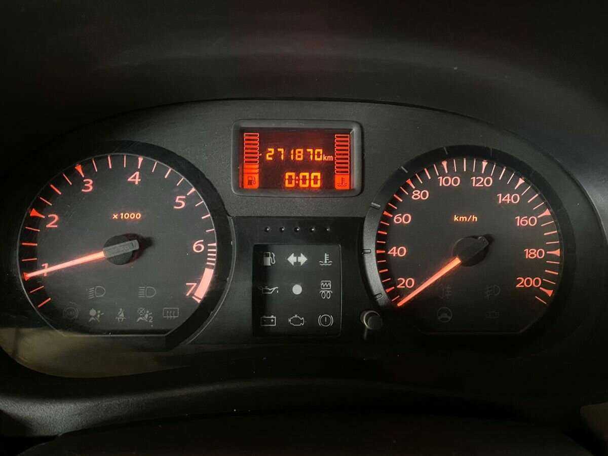 Б/У Лада (ВАЗ) Ларгус 2018 года. Фото: #12