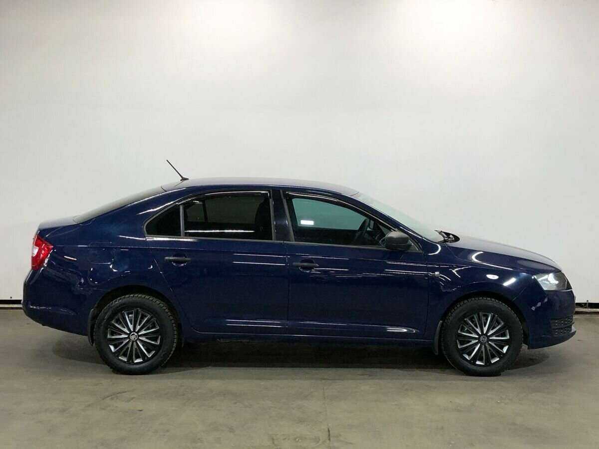 Б/У Шкода Рапид 2015 года. Фото: #3