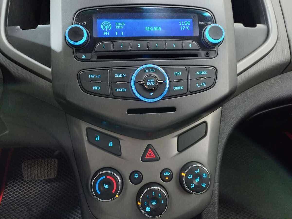 Б/У Шевроле Авео 2013 года. Фото: #11