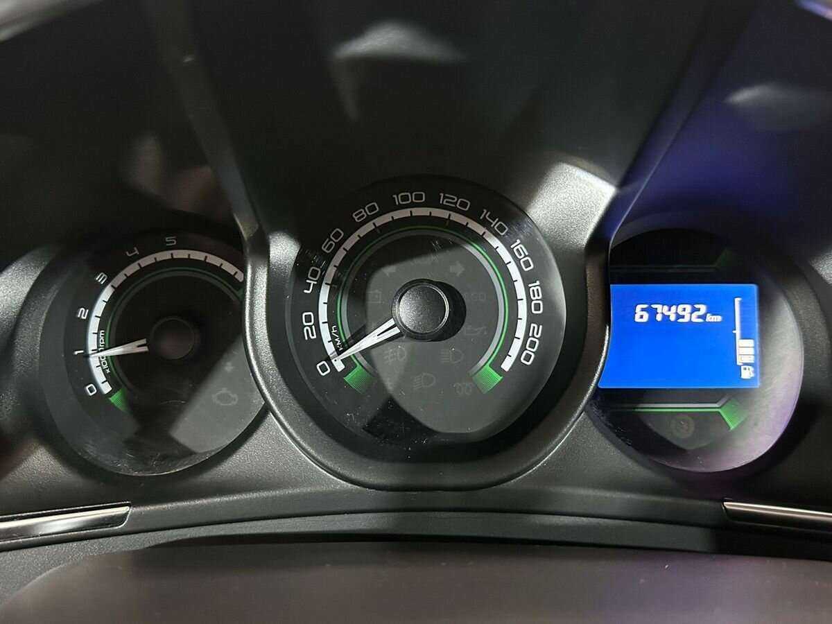 Б/У Лада (ВАЗ) ИКСРЭЙ 2016 года. Фото: #10