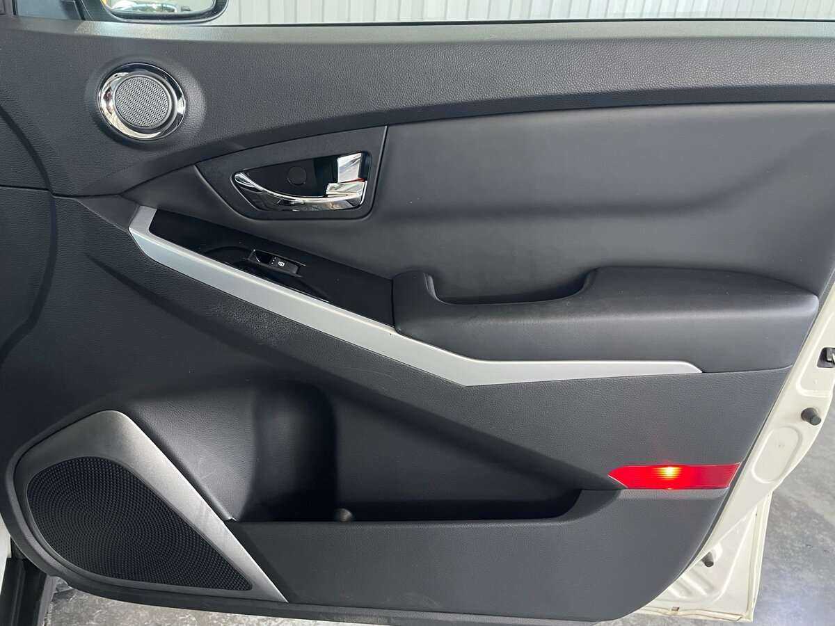 Б/У Сан-Ён Актион 2013 года. Фото: #24