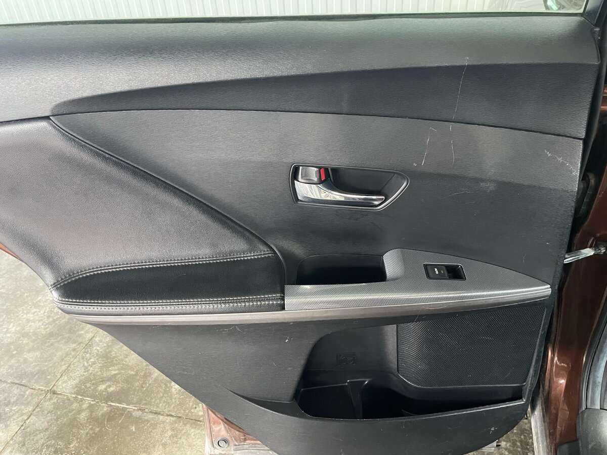 Toyota Venza 2013 года с пробегом. Фото: #20