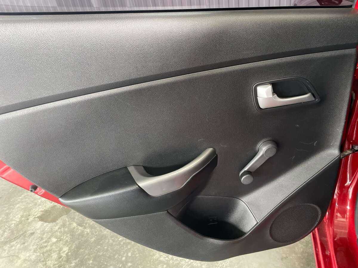 Б/У Киа Рио 2015 года. Фото: #21