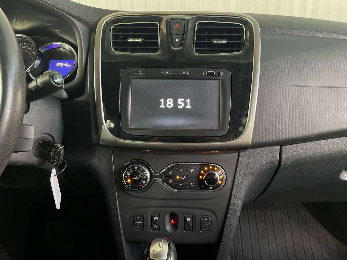 Б/У Рено Сандеро 2018 года. Фото: #10