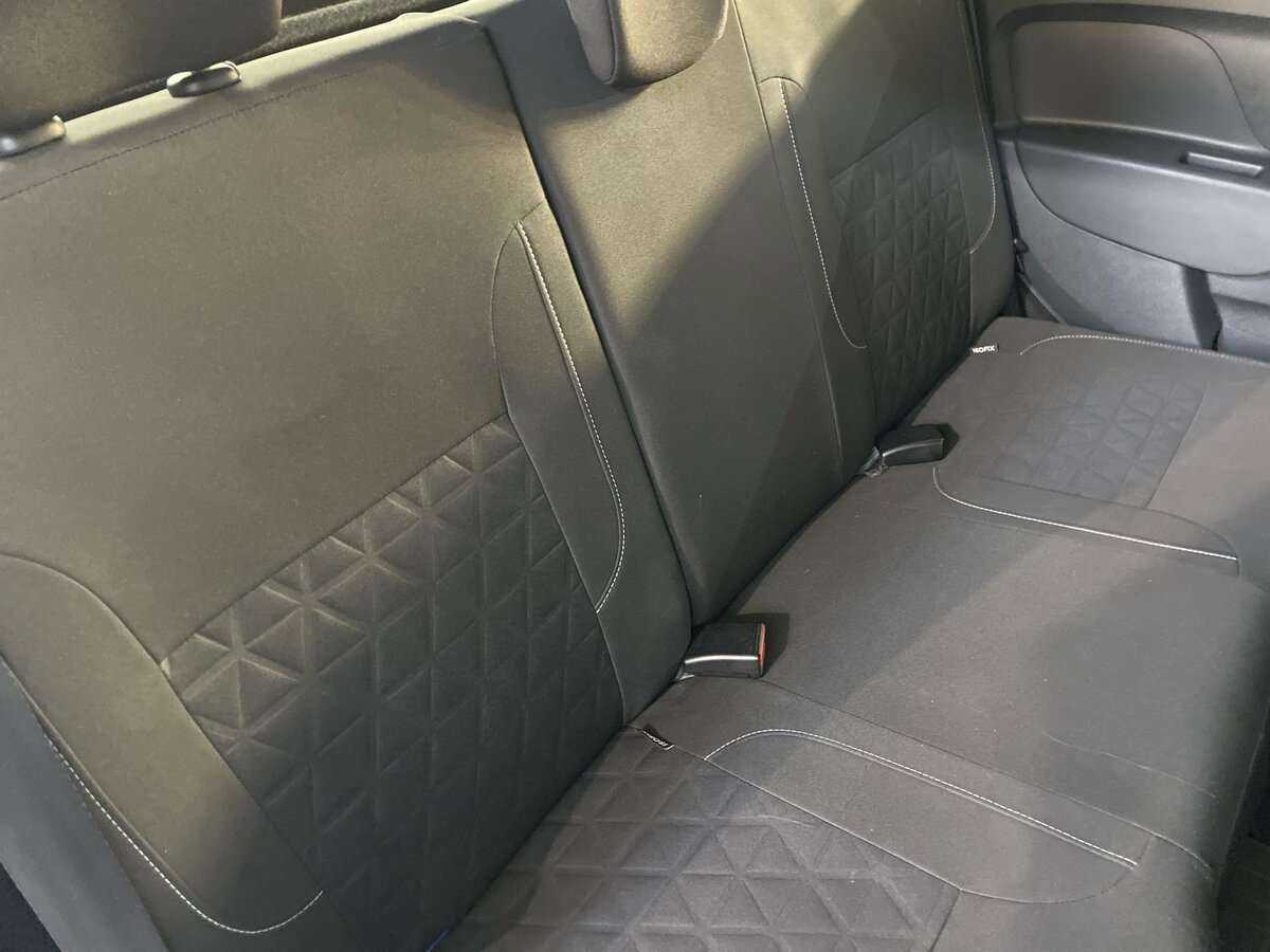 Б/У Рено Сандеро 2018 года. Фото: #14