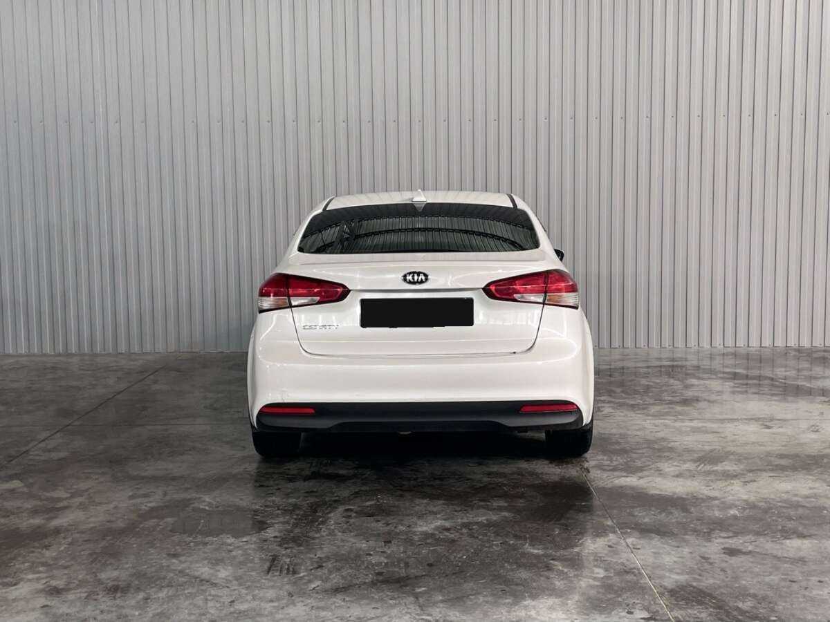 Б/У Киа Церато 2017 года. Фото: #5