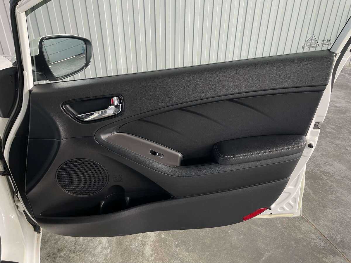 Б/У Киа Церато 2017 года. Фото: #18