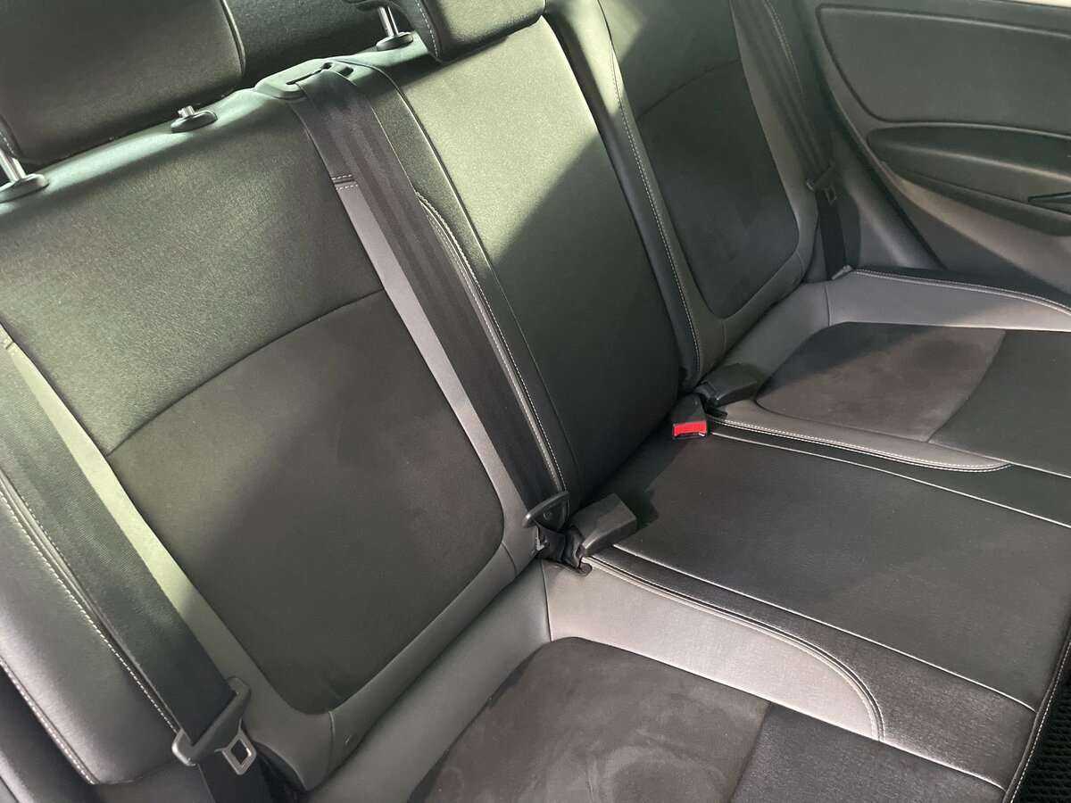 Б/У Лада (ВАЗ) Веста 2017 года. Фото: #18