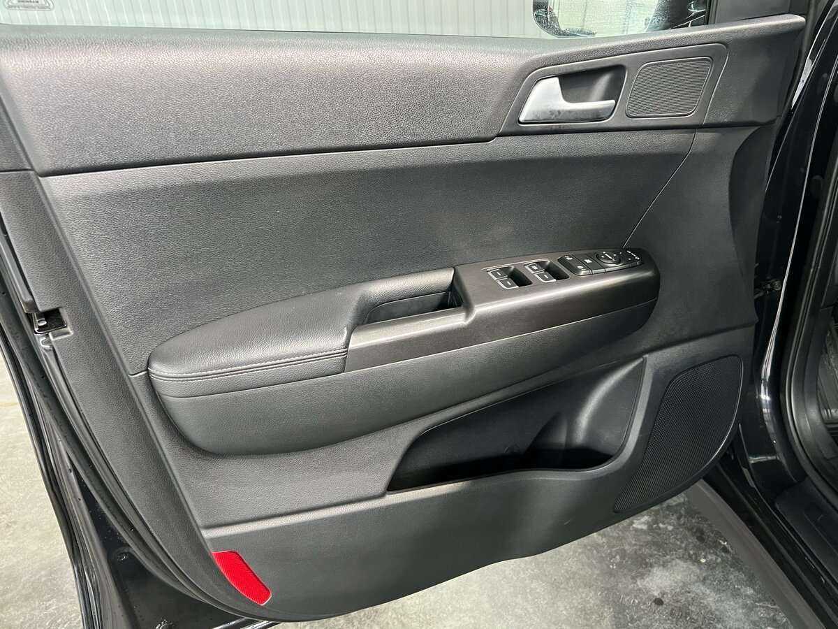 Б/У Киа Спортейдж 2016 года. Фото: #8