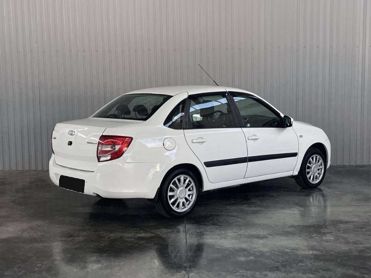 Б/У Лада (ВАЗ) Гранта 2016 года. Фото: #4