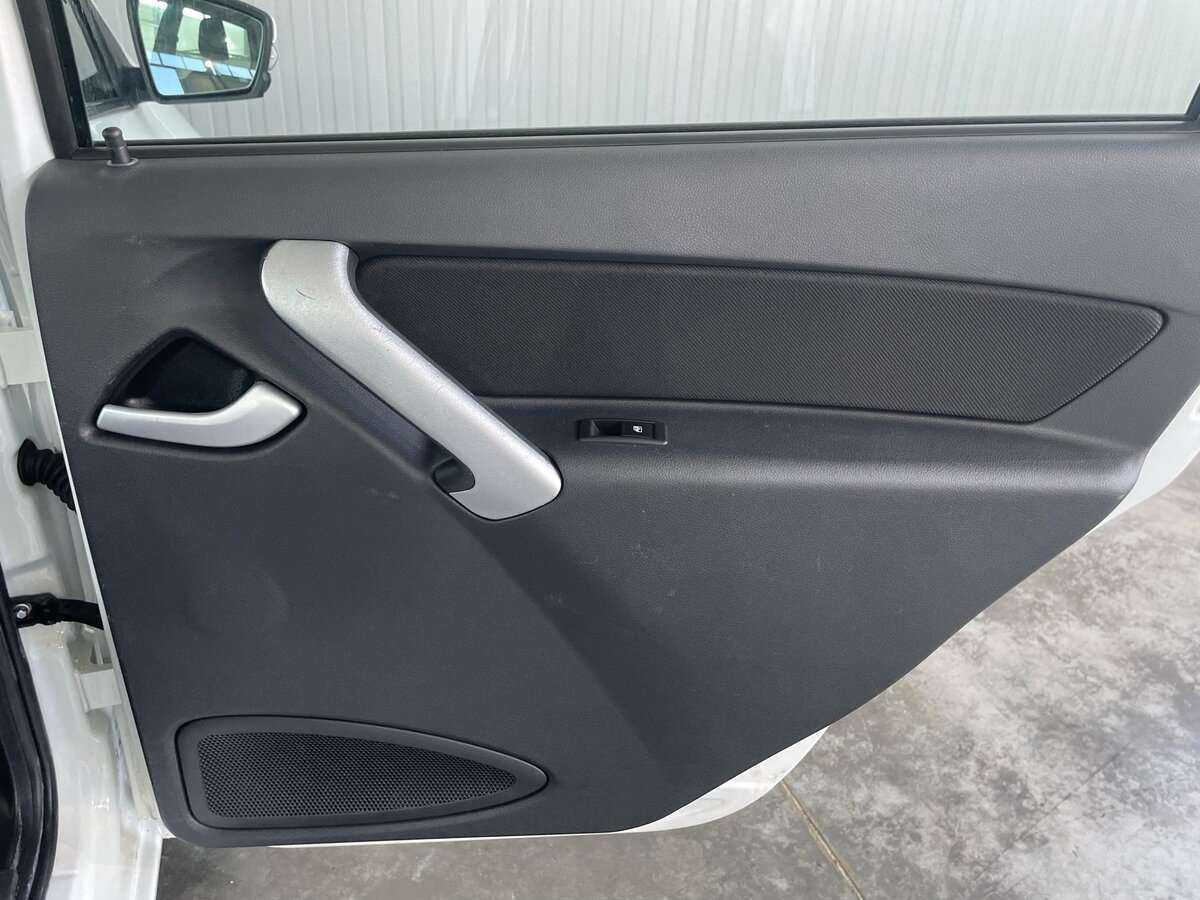 Б/У Лада (ВАЗ) Гранта 2016 года. Фото: #19