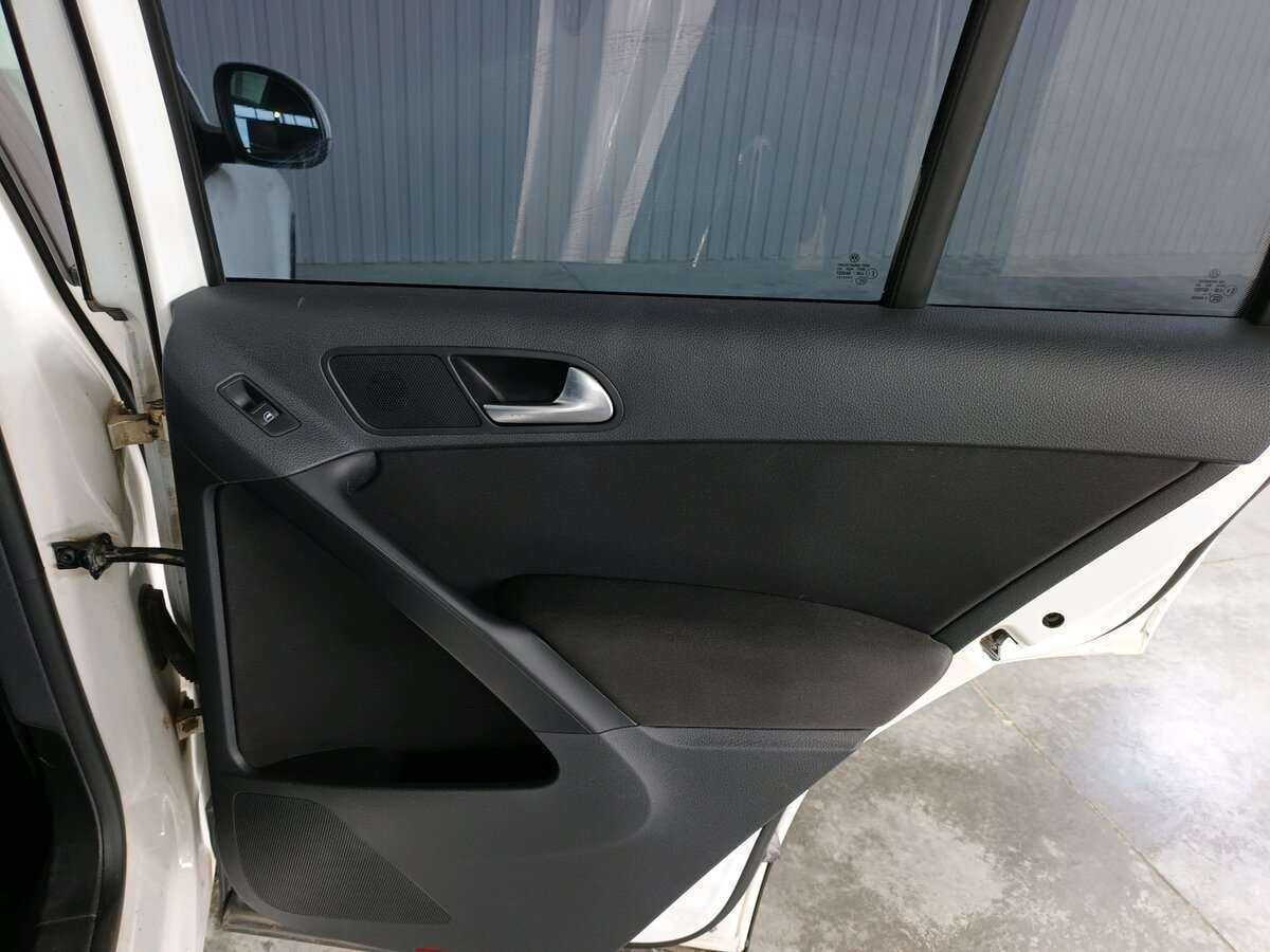 Б/У Фольксваген Тигуан 2013 года. Фото: #19