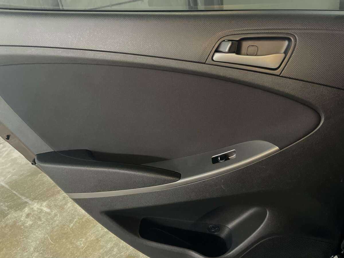 Б/У Хендай Солярис 2015 года. Фото: #18