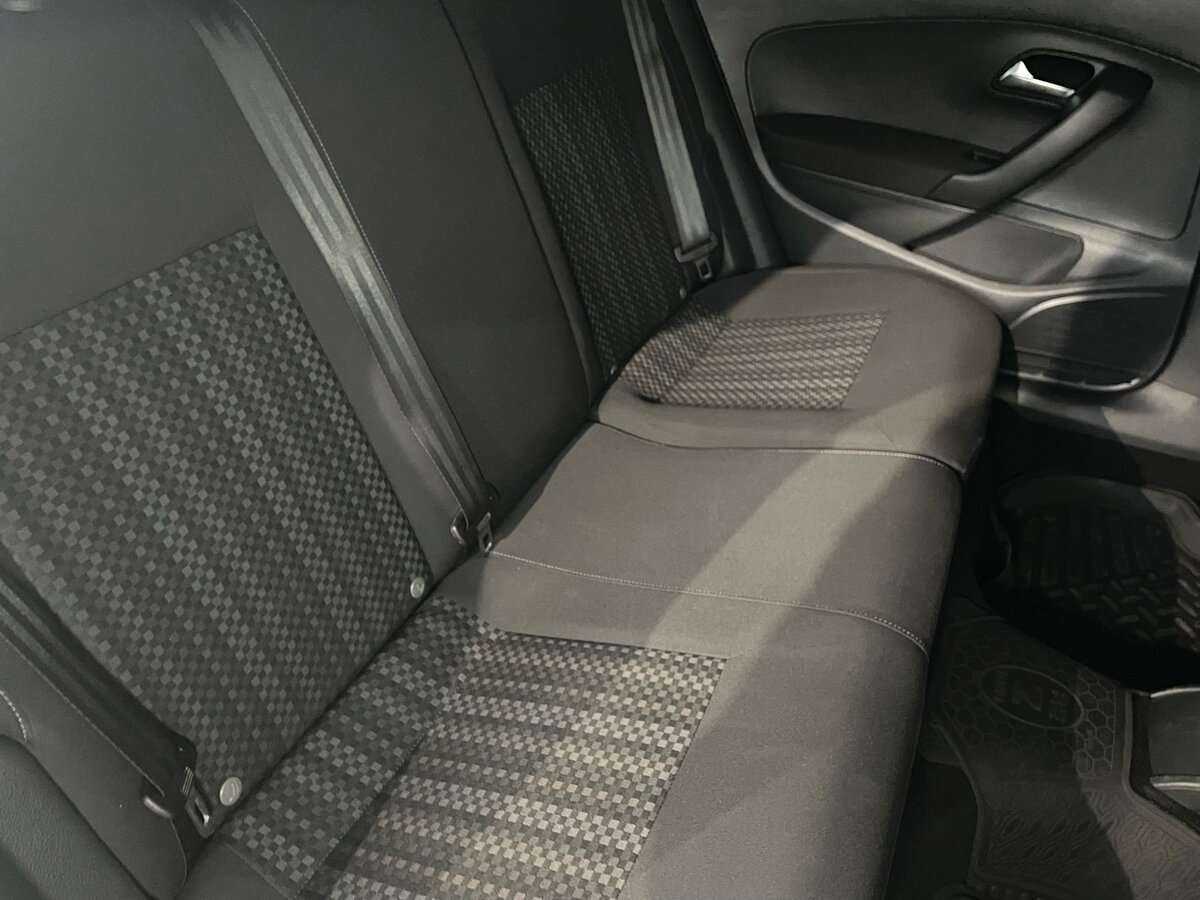 Б/У Фольксваген Поло 2017 года. Фото: #12